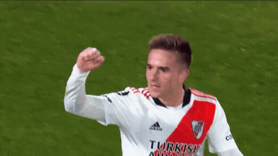Man In Turkish Airlines Jersey Looking Up GIF