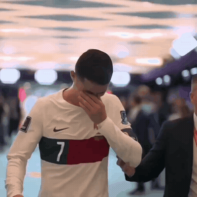 Man In White Nike Shirt With Number 7 GIF