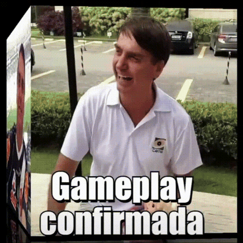 Man In White Shirt Saying Gameplay Confirmada GIF
