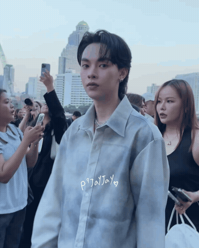 Man In White Shirt Saying Pijal Jay GIF