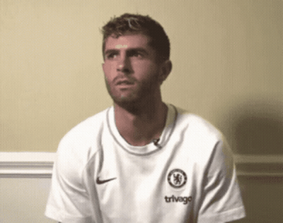 Man In White Shirt Saying Trivago GIF