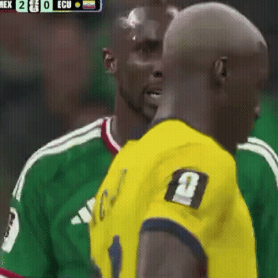 Man In Yellow Jersey With Number 2 GIF