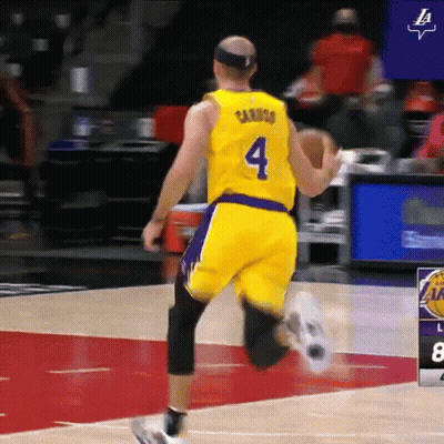 Man In Yellow Jersey With Number 4 GIF