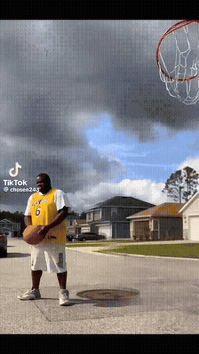 Man In Yellow Jersey With Number 8 GIF