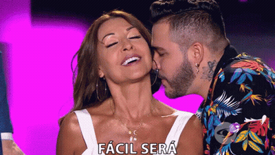 Man Kissing Woman On Cheek Facil Sera GIF