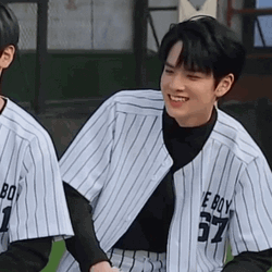 Man Laughing Korean Guy GIF