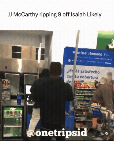 Man Ripping 9 Off Isaiah Likely In Grocery Store GIF