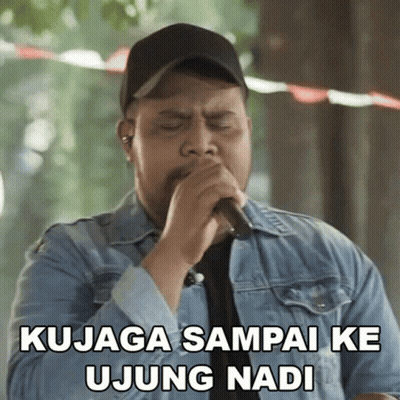 Man Singing Into Microphone Kujaga Sampai Ke Ujung Nabi GIF