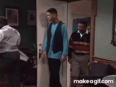 Man Singing Into Microphone Vitao 7 Chamadas GIF