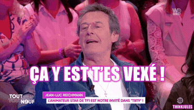 Man Sitting In Front Of Crowd Ca Y Est Tes Vexe GIF