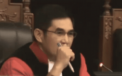 Man Smoking Cigarette Kamu Bohong GIF