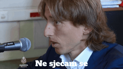 Man Speaking Into Microphone Ne Sjecam Se GIF