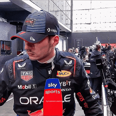 Man Wearing Hat Saying Viaplay GIF