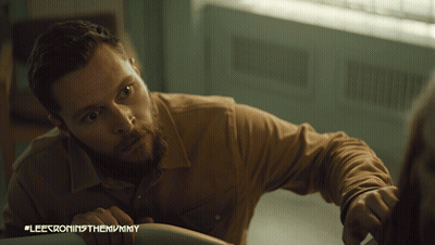 Man With Glasses #Leeroninstthemummy GIF