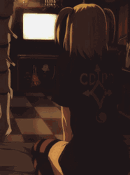 Manga Death Note Misa Amane Watching Tv GIF