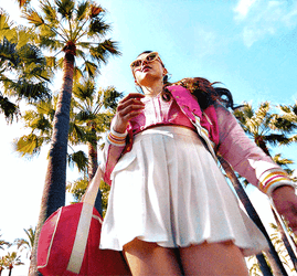 Margaret Qualley Sue Walking The Substance GIF