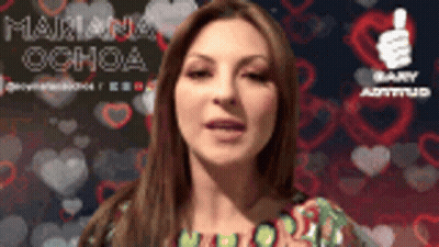 Mariana Ochoa Thumbs Up with Hearts