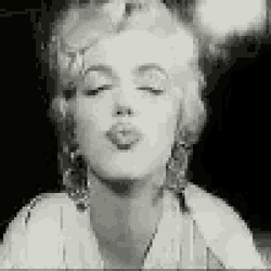 Marilyn Monroe Kiss GIF