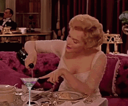 Marilyn Monroe Loves Prosecco GIF