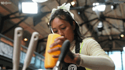 Master Chef Contestant Swirl Her Hand GIF