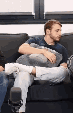 Maxenss Triste Entend GIF