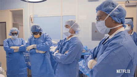 Médica Lenox Hill Doctors Praying GIF