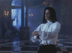 Michael Jackson Bowing