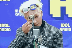 Mino Publicly Crying With Money GIF