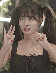 Momo Twice Counting Fingers GIF