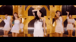 Momo Twice Feel Special Dance GIF