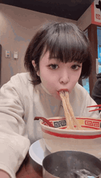 Moominchan Luna Lorrain Slurp GIF