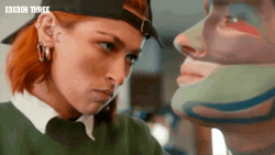 Mua Serious Puts Make Up On Model GIF