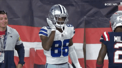 New York Giants Vs Cowboys Football Game GIF