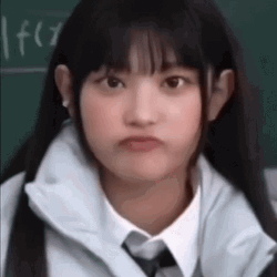 Newjeans Haerin Saying No GIF