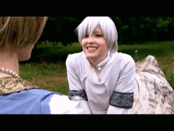 Oh Snap Friends Fight Picnic GIF