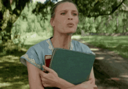 Old Jenny Yelling Run Forrest Run Away Bullies GIF