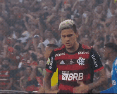 Older Woman Saying Me Conmueve Mucho Que Me Digas Eso GIF