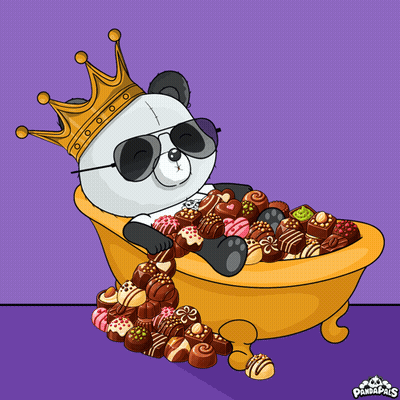 Oso panda con corona y gafas de sol recostado en bañera de chocolate GIF
