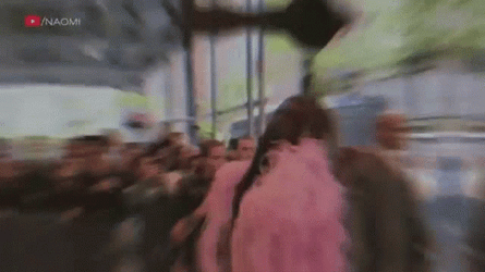 Paparazzi Naomi Campbell Fashion Catwalk GIF