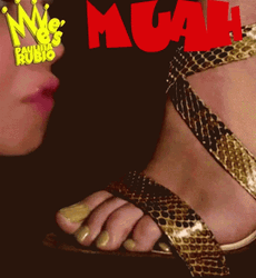 Paulina Rubio Kissing Foot Fetish GIF