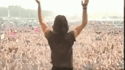 Pearl Jam Applauding Rallying Crowd GIF