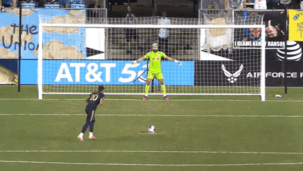 Penalty Kicks Jesus Bueno GIF