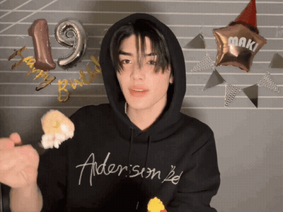 Person In Black Hoodie Saying Anderson GIF
