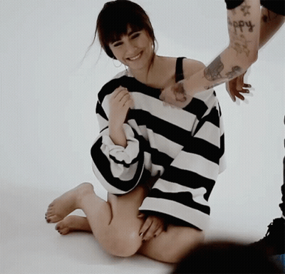 Person Putting Hat On Another Head Baratie.xyz GIF