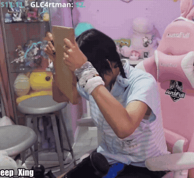 Person Sitting In Front Of Pink Chair Saying Autofull GIF