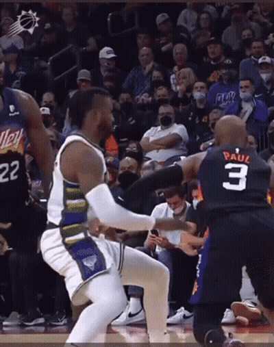 Player With Number 3 Jersey GIF