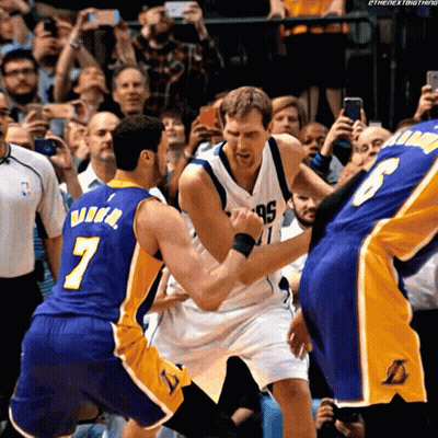 Player With Number 7 Jersey GIF