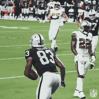 Player With Number 83 Jersey GIF