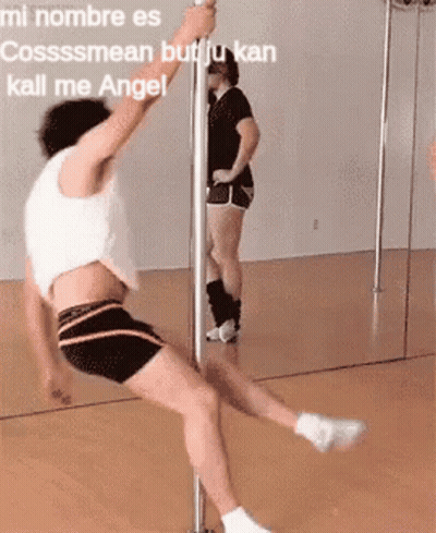 Pole Dancer Doing Trick In Front Of Mirror Mi Nombre Es Cosssssmean But Ju Kan Kall Me Angel GIF
