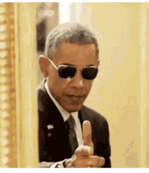 President Barack Obama Pointing You Da Man  GIF